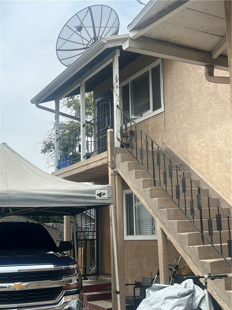Property Photo: 3066 E 5th Street CA 90063