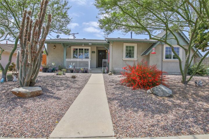 Property Photo:  11105 Pounds Avenue  CA 90603 