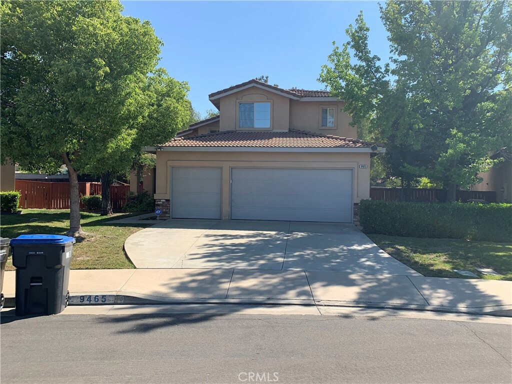 Property Photo: 9465 Nickellaus Court CA 92883