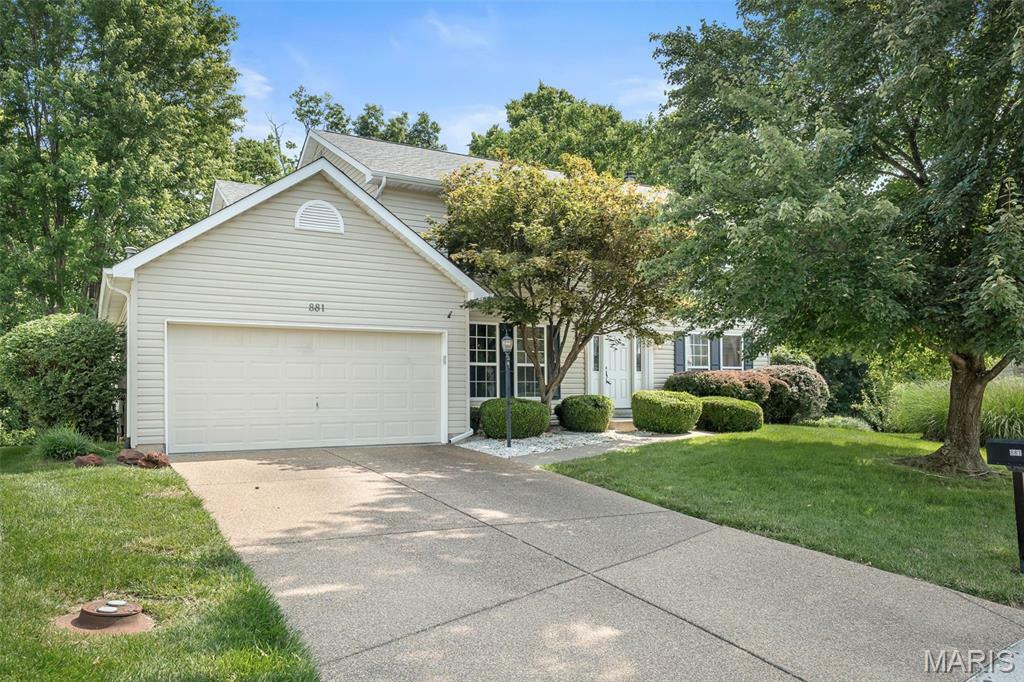 Property Photo: 881 Sara Beth Court MO 63376