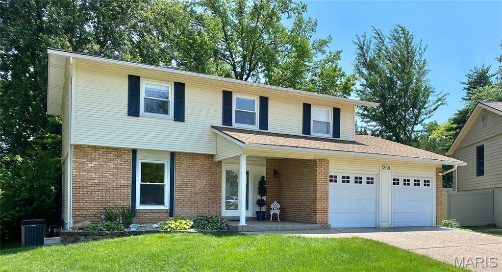1269 Weatherby Drive  St Louis MO 63146 photo