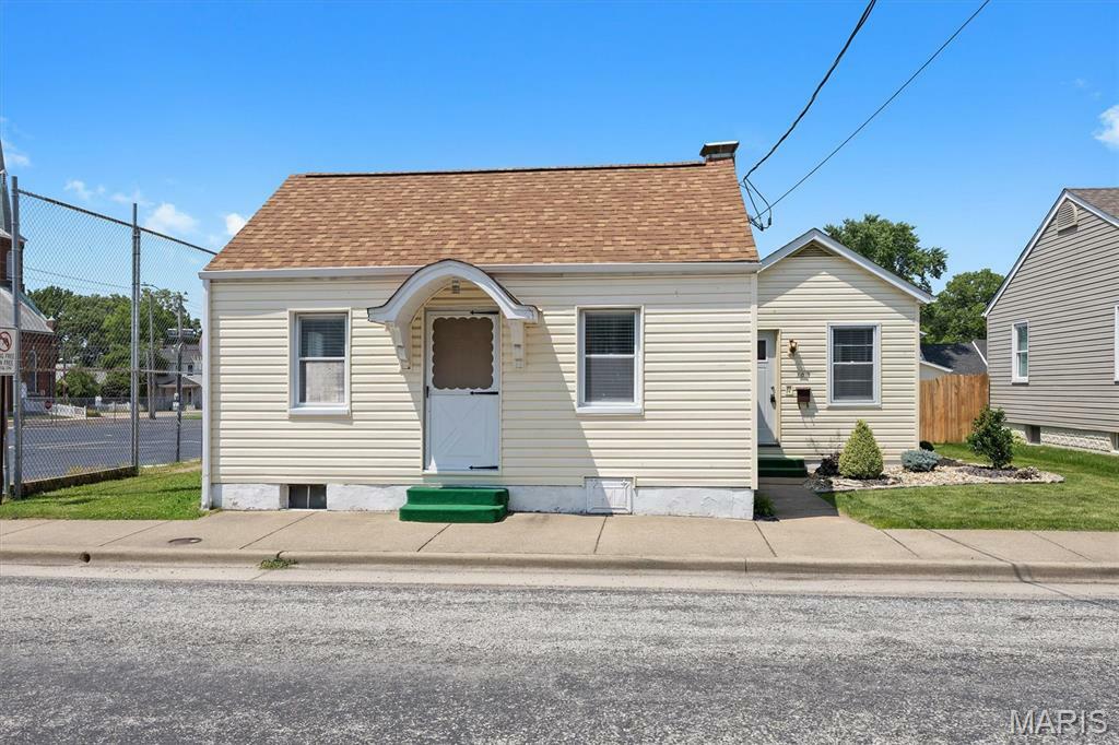 Property Photo: 309 W Madison Street IL 62260