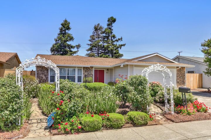 8265 Southfields Circle  Sacramento CA 95828 photo