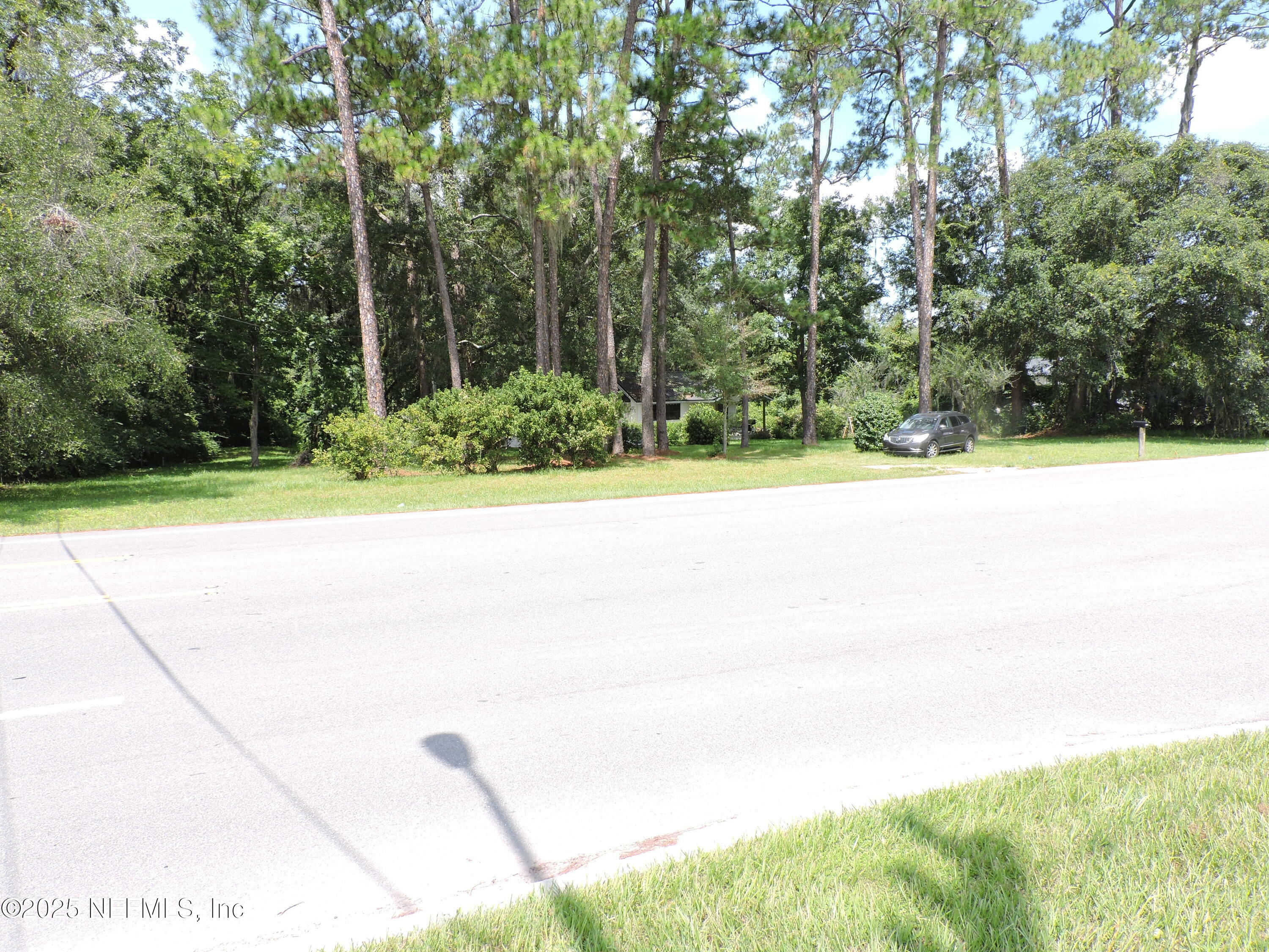 Property Photo: 12556 Yellow Bluff Road FL 32226