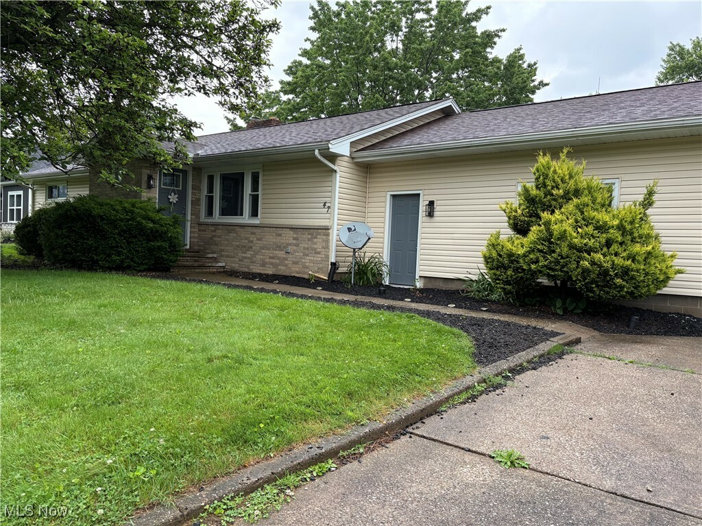 Property Photo:  47 S Alling Road  OH 44278 