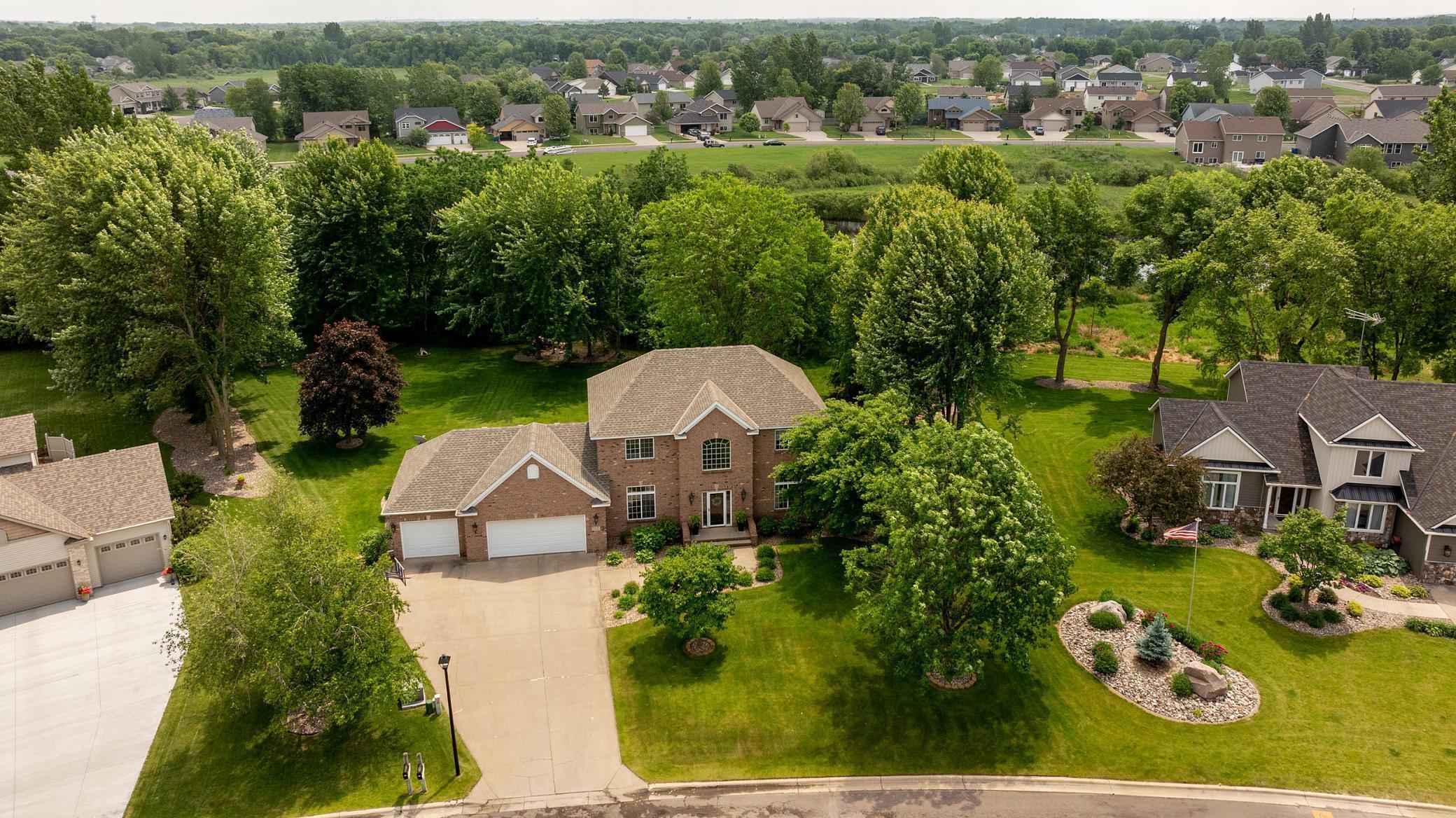 Property Photo: 712 Falcon Court MN 56377