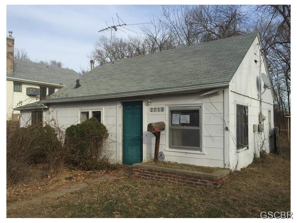 Property Photo: 2710 Prospect IA 51104