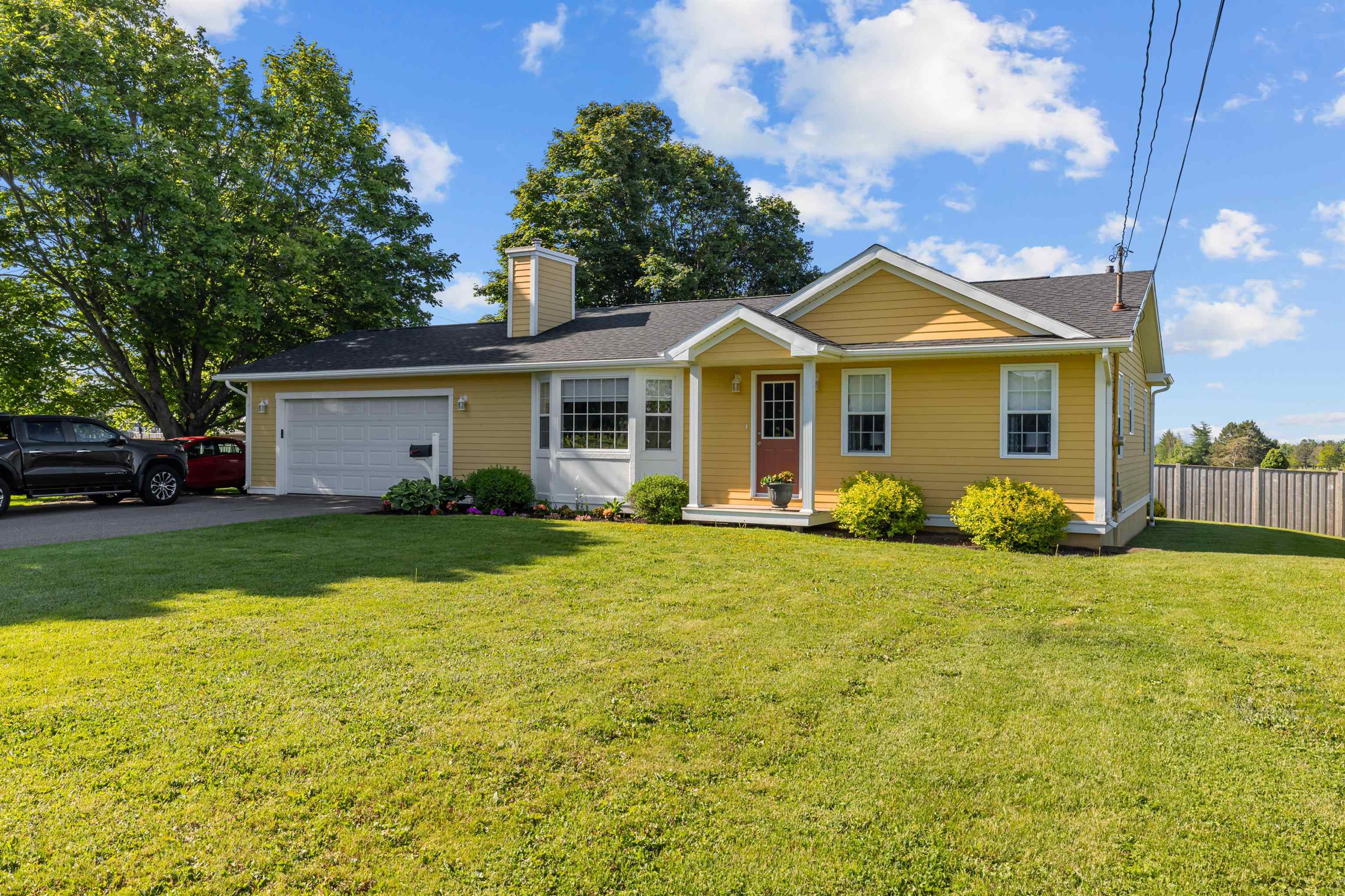 1385 Linkletter Road  Linkletter PE C1N 5M2 photo