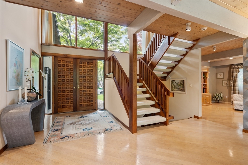 Property Photo: 12 Laurus Ln MA 02459