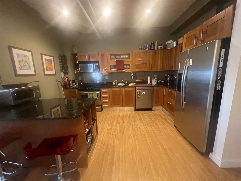 Property Photo: 210 South St 7- 5 MA 02111