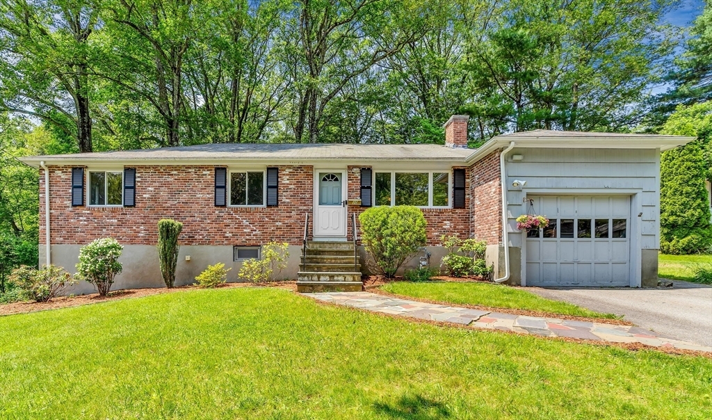 Property Photo:  10 Westview Rd  MA 01701 