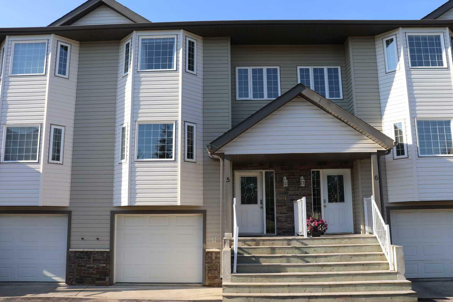 1616 41 Street 5  Edson AB T7E 0A5 photo