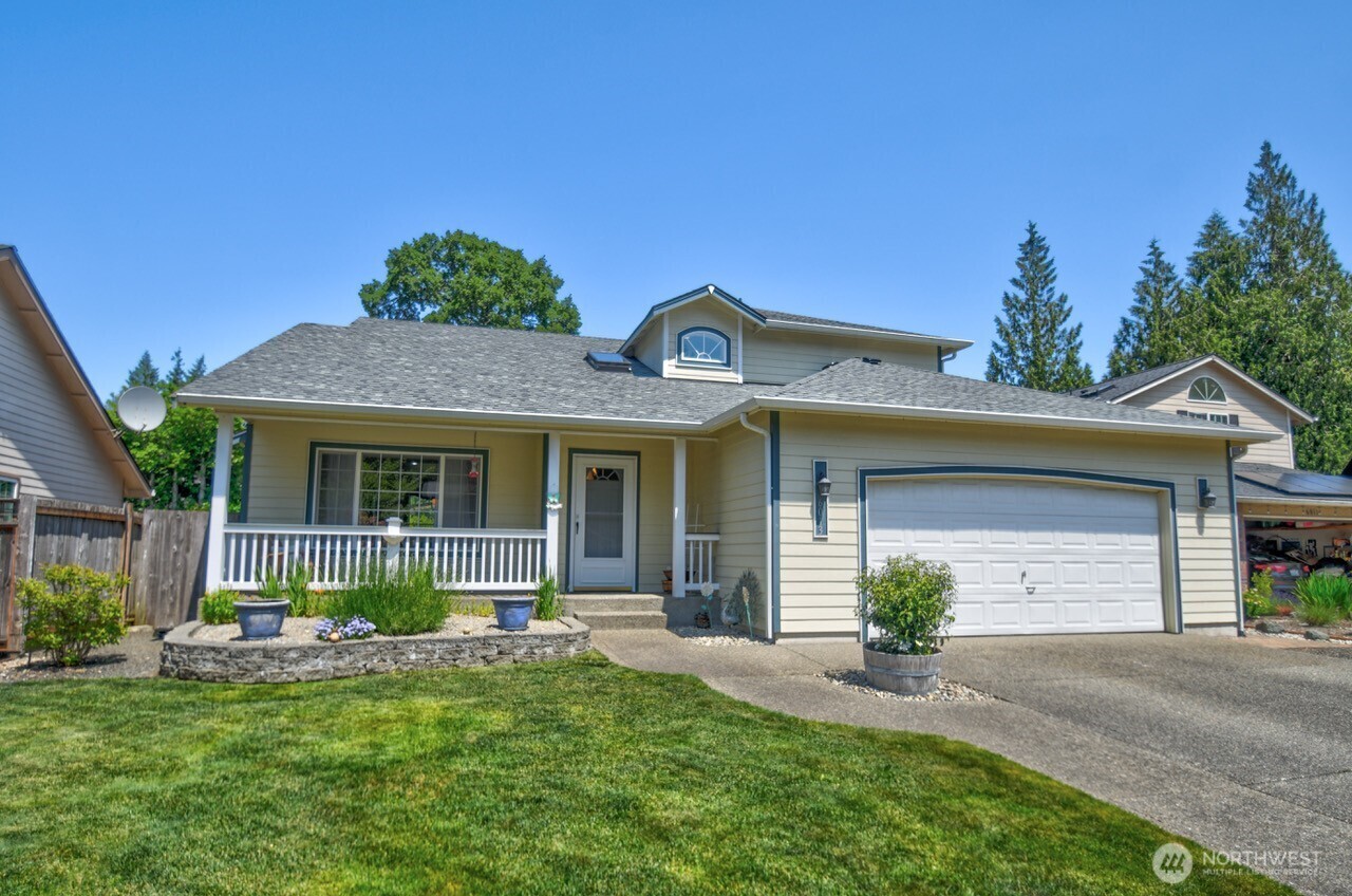 6013  Silver Oaks Court SE  Tumwater WA 98501 photo