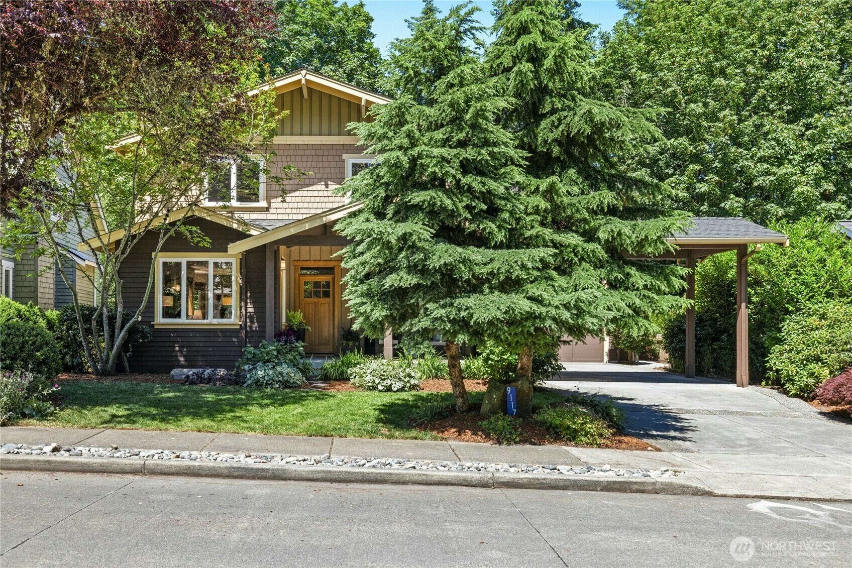 9117  North Town Drive  NE  Bainbridge Island WA 98110 photo