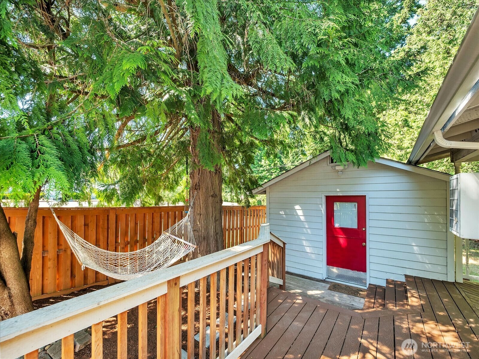 Property Photo: 26021 Woodland Way S WA 98030