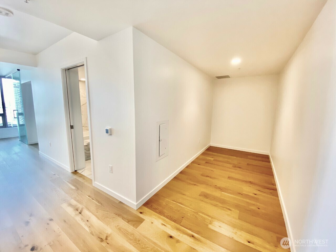Property Photo:  1808  Minor Avenue 2906  WA 98101 