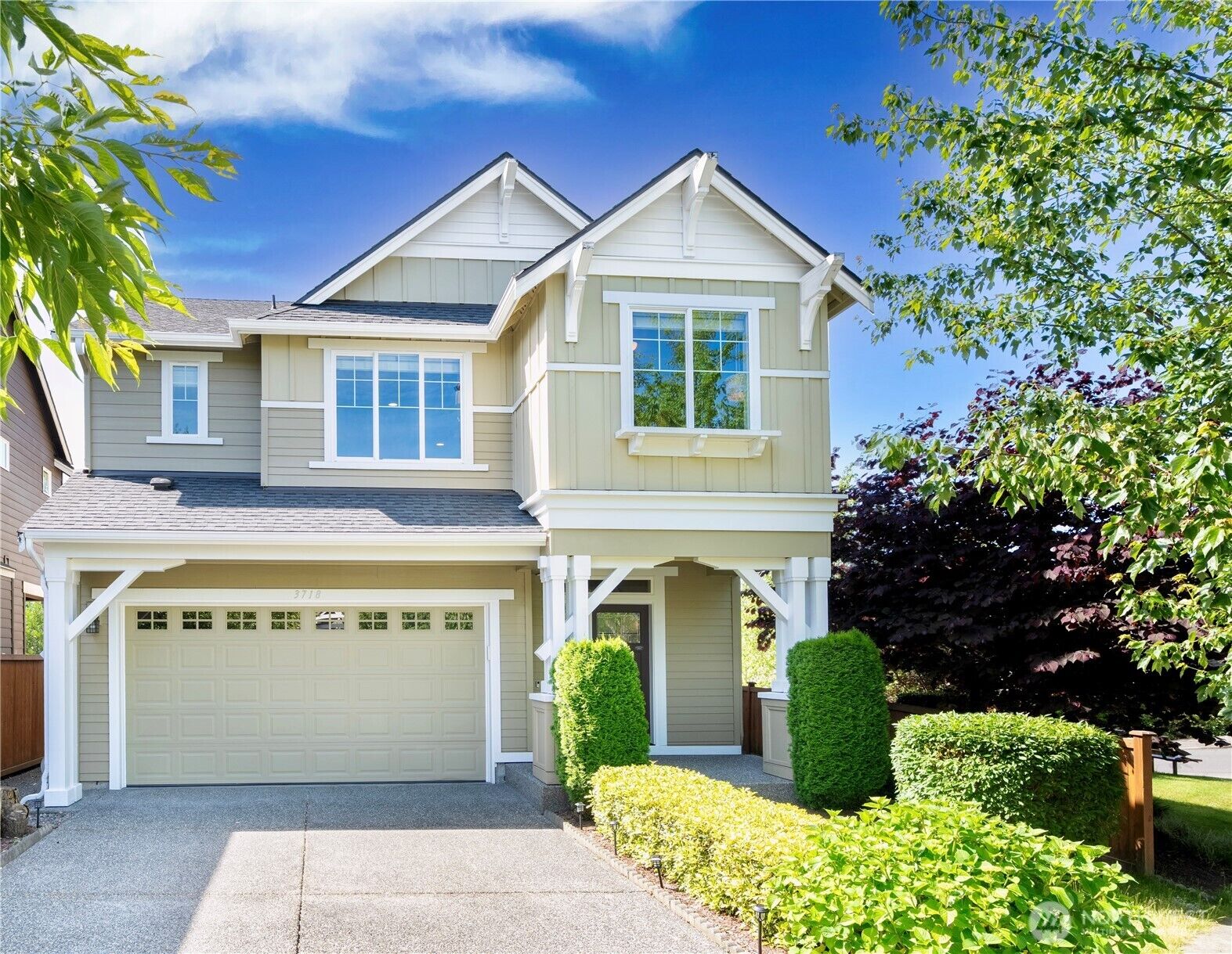 Property Photo:  3718  226th Place SE  WA 98021 