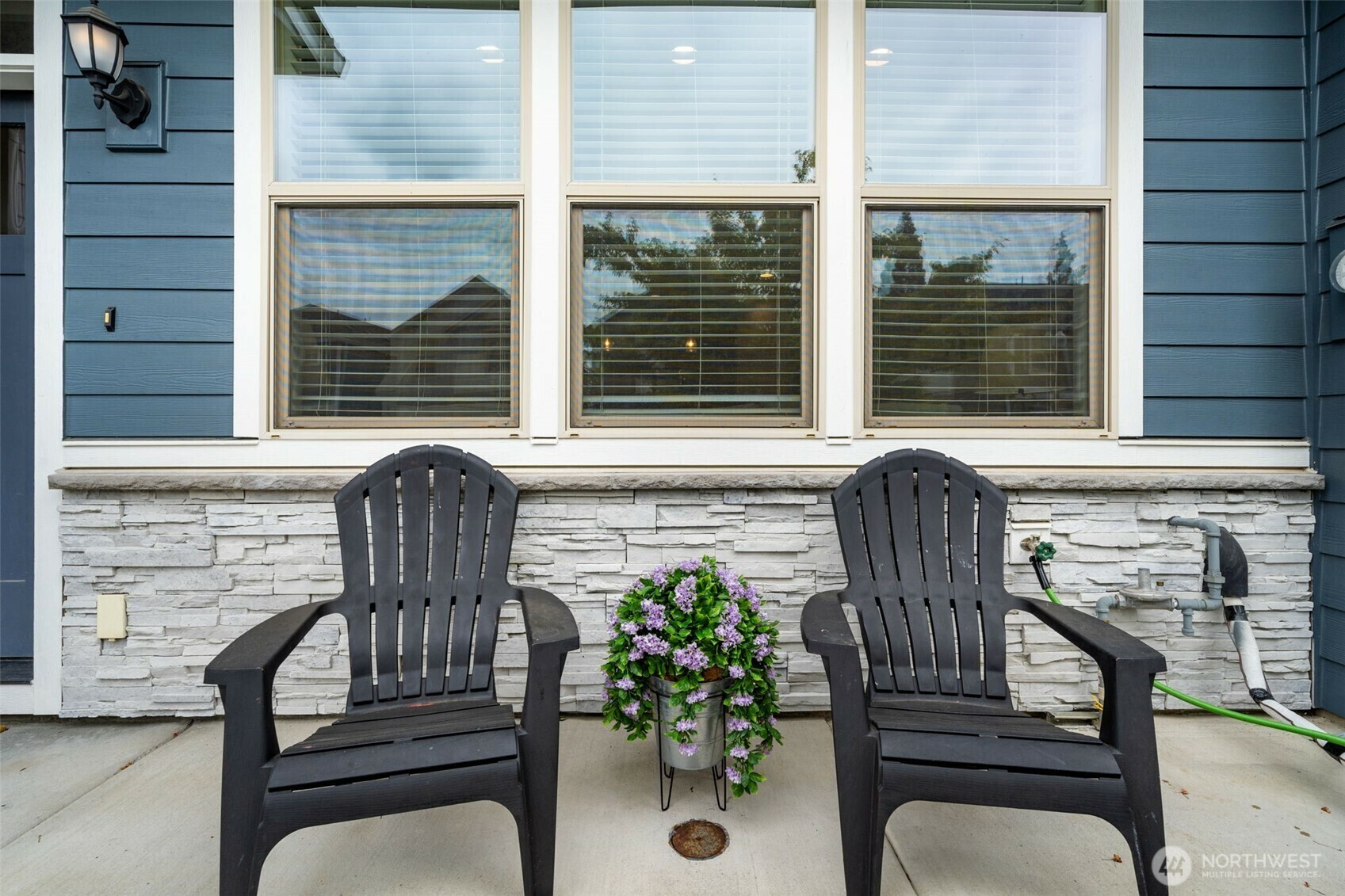 Property Photo: 13739 NW 7th Place WA 98685