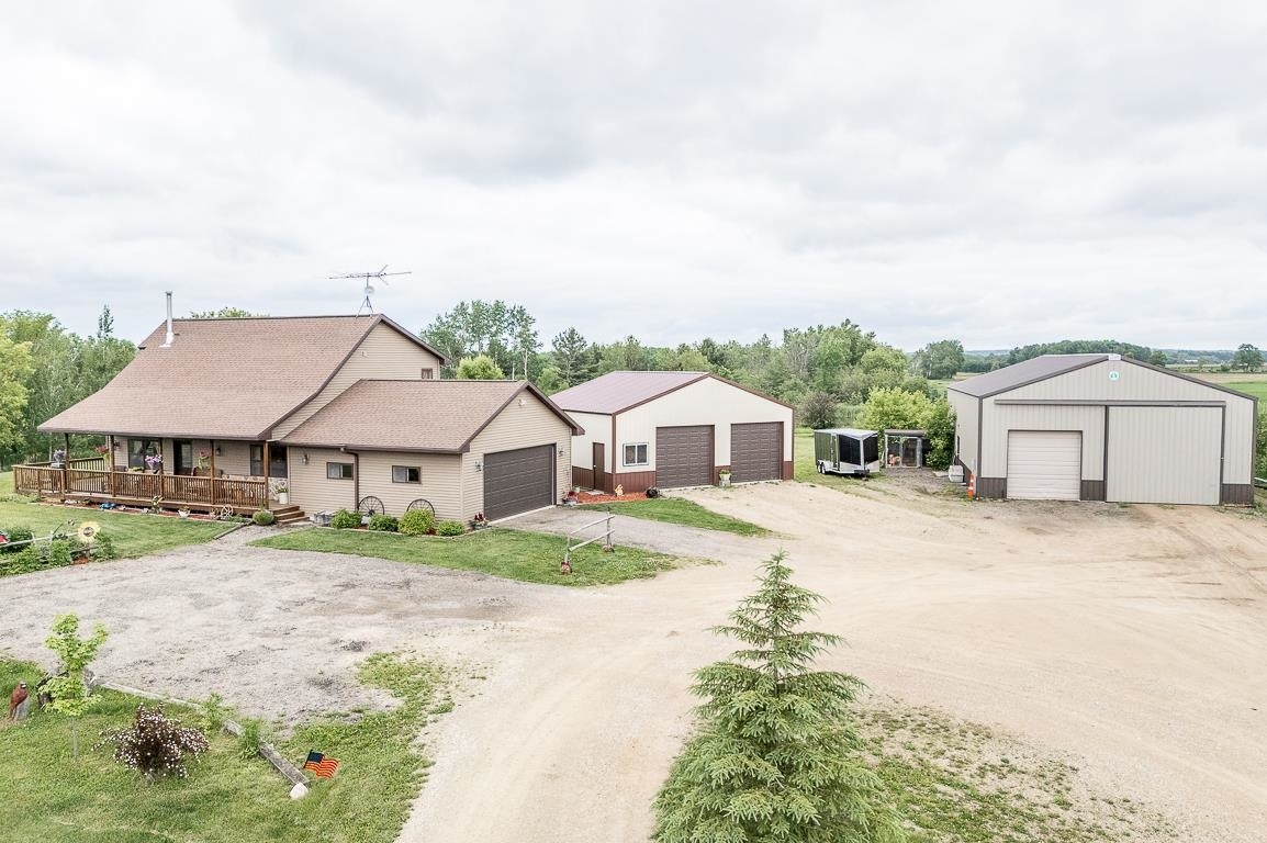 Property Photo: E5528 Hanson Road WI 54949-0000