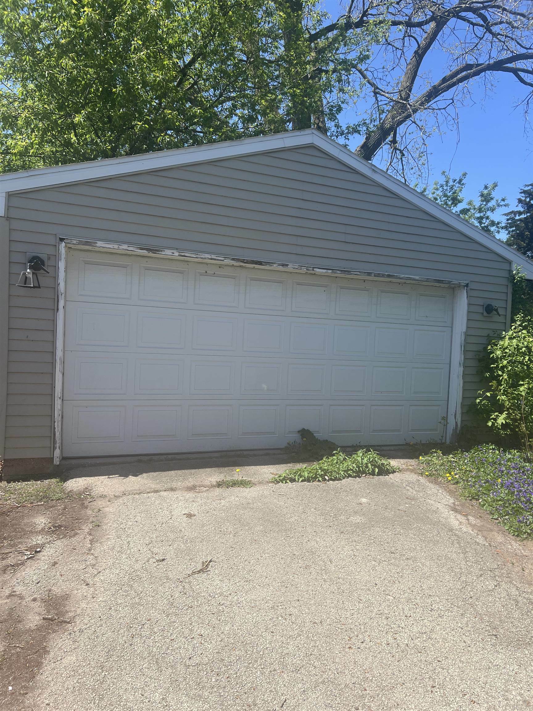 Property Photo: 67 Lawson Street WI 54952