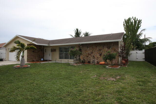 5199 Woodstone Circle E  Lake Worth FL 33463 photo