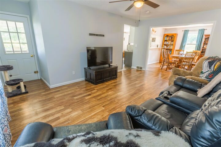 Property Photo: 707 S Chalybeate Road KY 42171