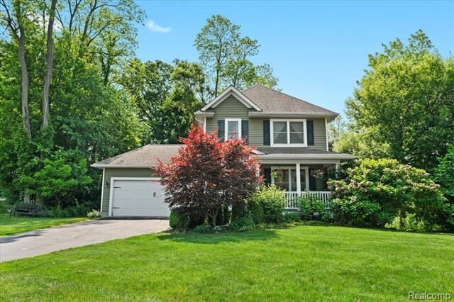 Property Photo: 9832 Brookfield Drive MI 48116