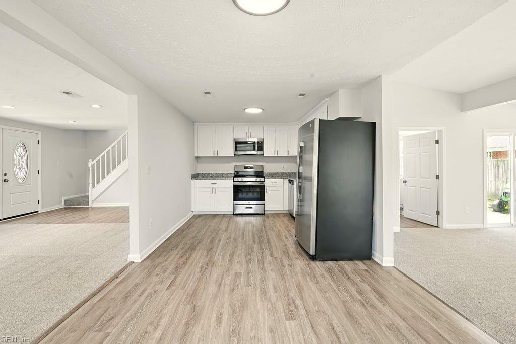 Property Photo: 1400 Brackin Ct VA 23663
