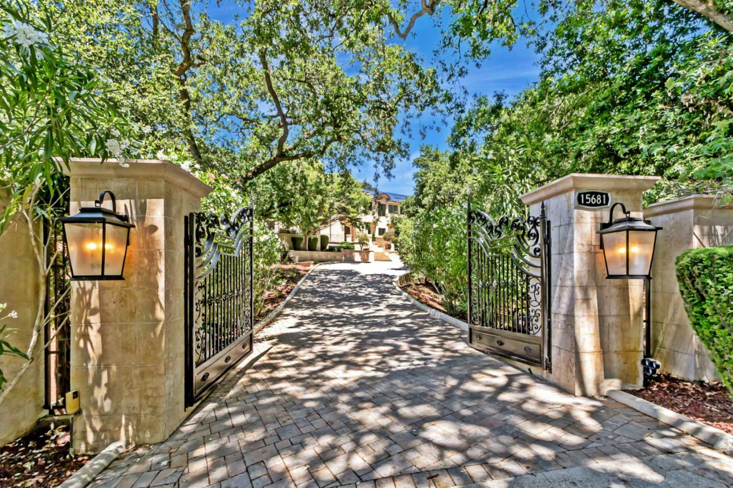 Property Photo: 15681 Kennedy Road CA 95032