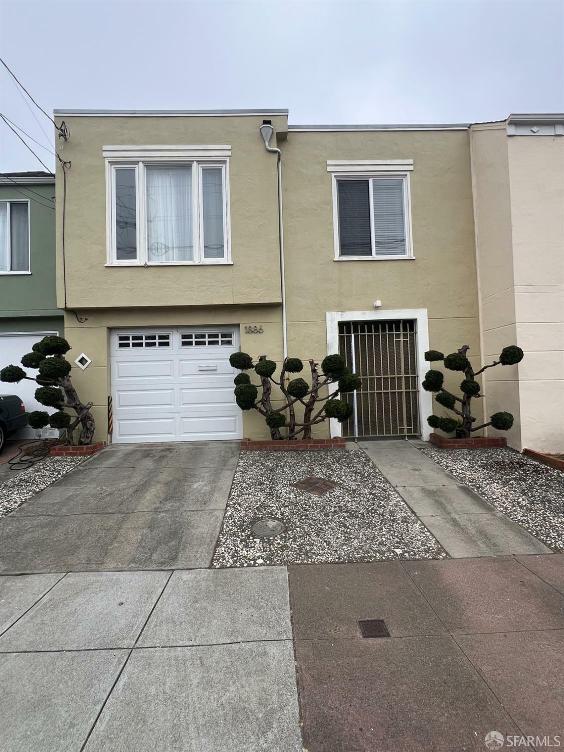 Property Photo: 1886 38th Avenue CA 94122