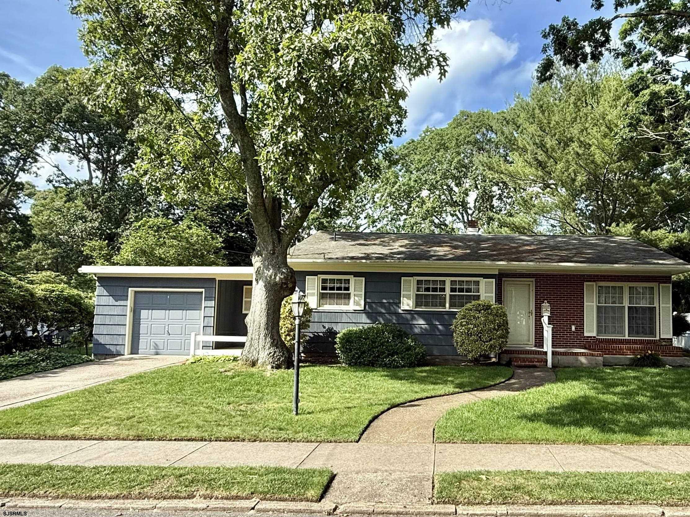Property Photo: 4 Davis Ave NJ 08221