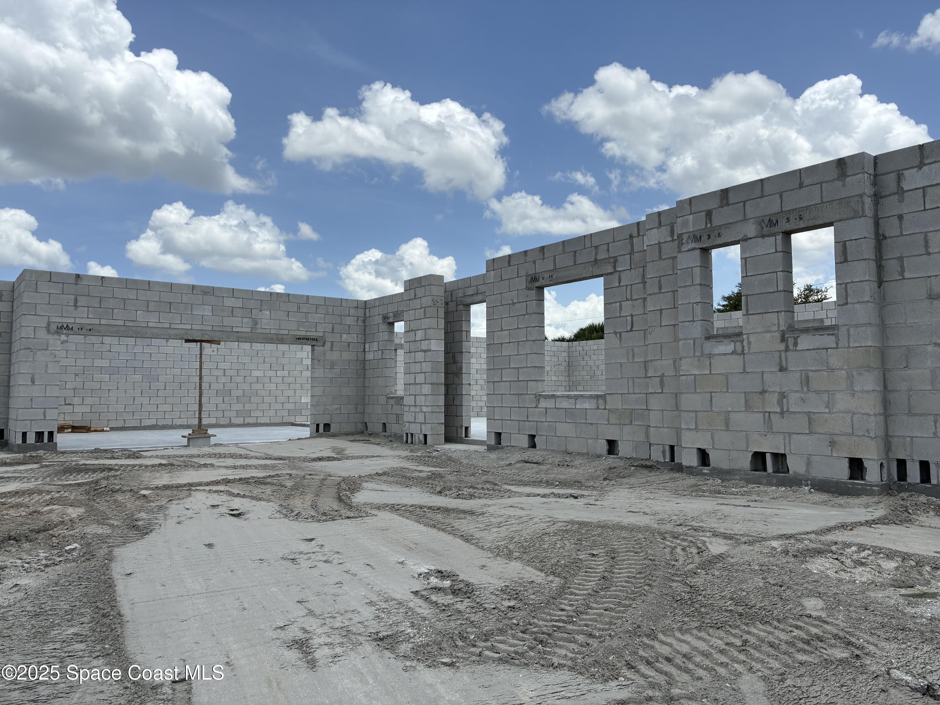 Property Photo: 534 Mimosa Street SW FL 32908