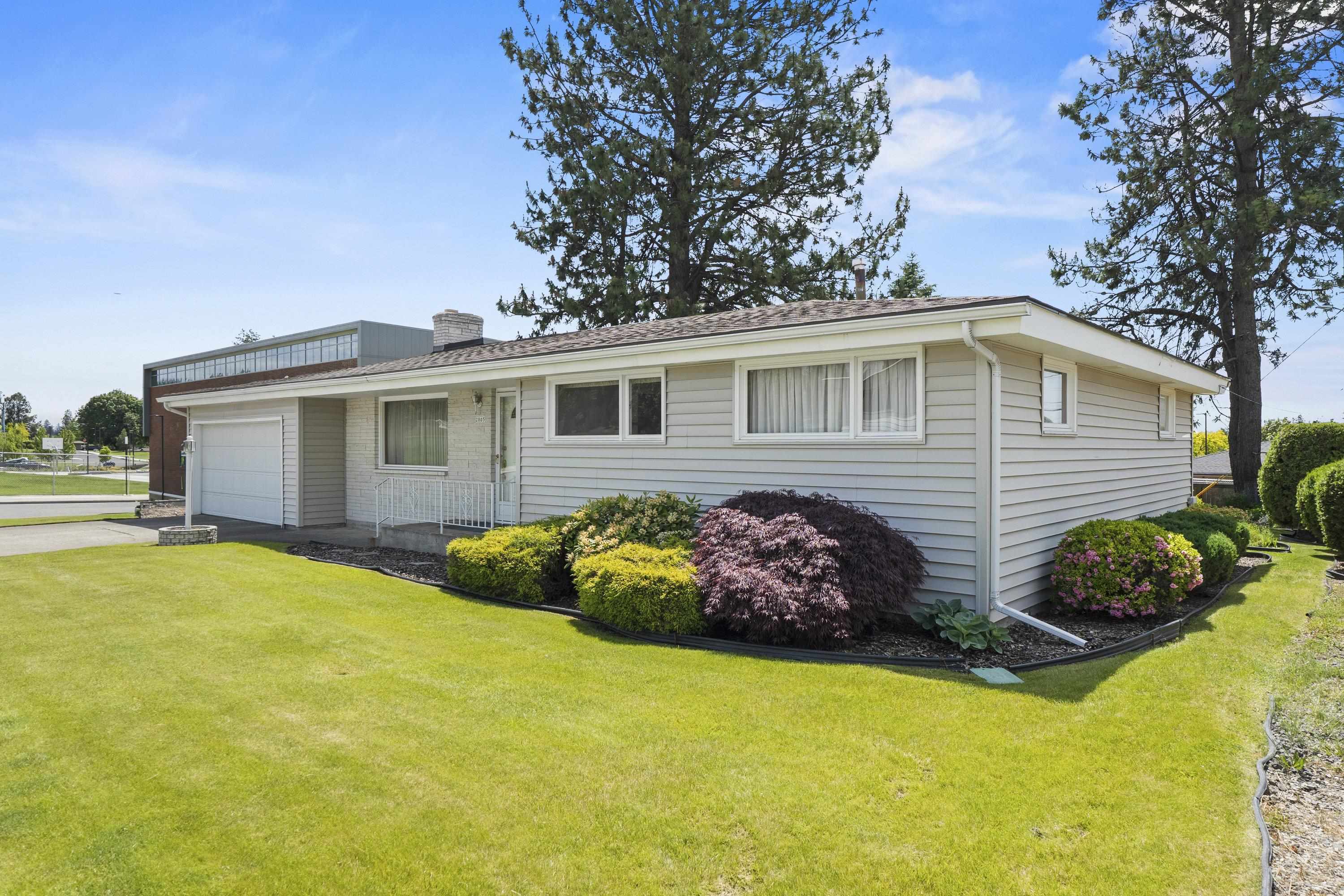Property Photo: 2805 W Houston Ave WA 99208