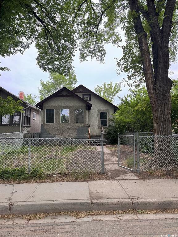 Property Photo: 1160 Rae Street SK S4T 2B8