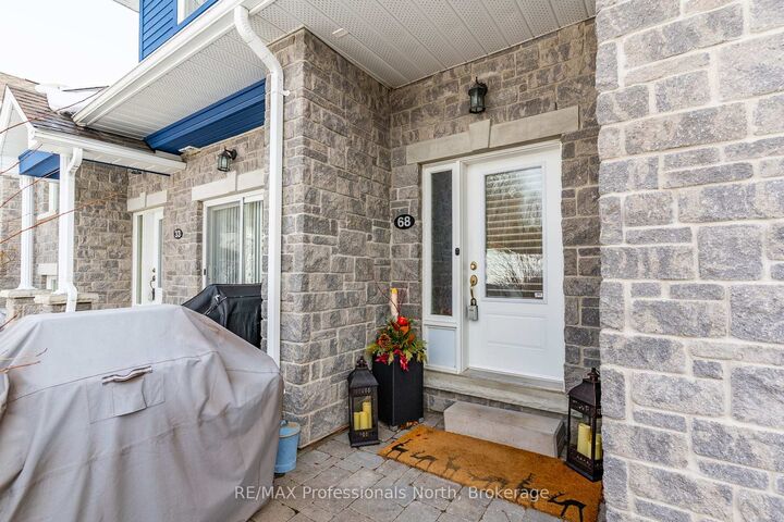 Property Photo: 68 Webb Circle 13 ON K0M 1S0