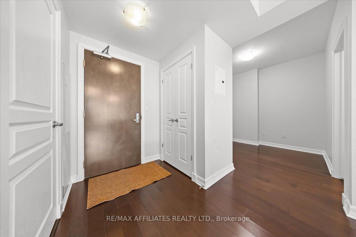 Property Photo: 238 Besserer Street 303 ON K1N 6B1