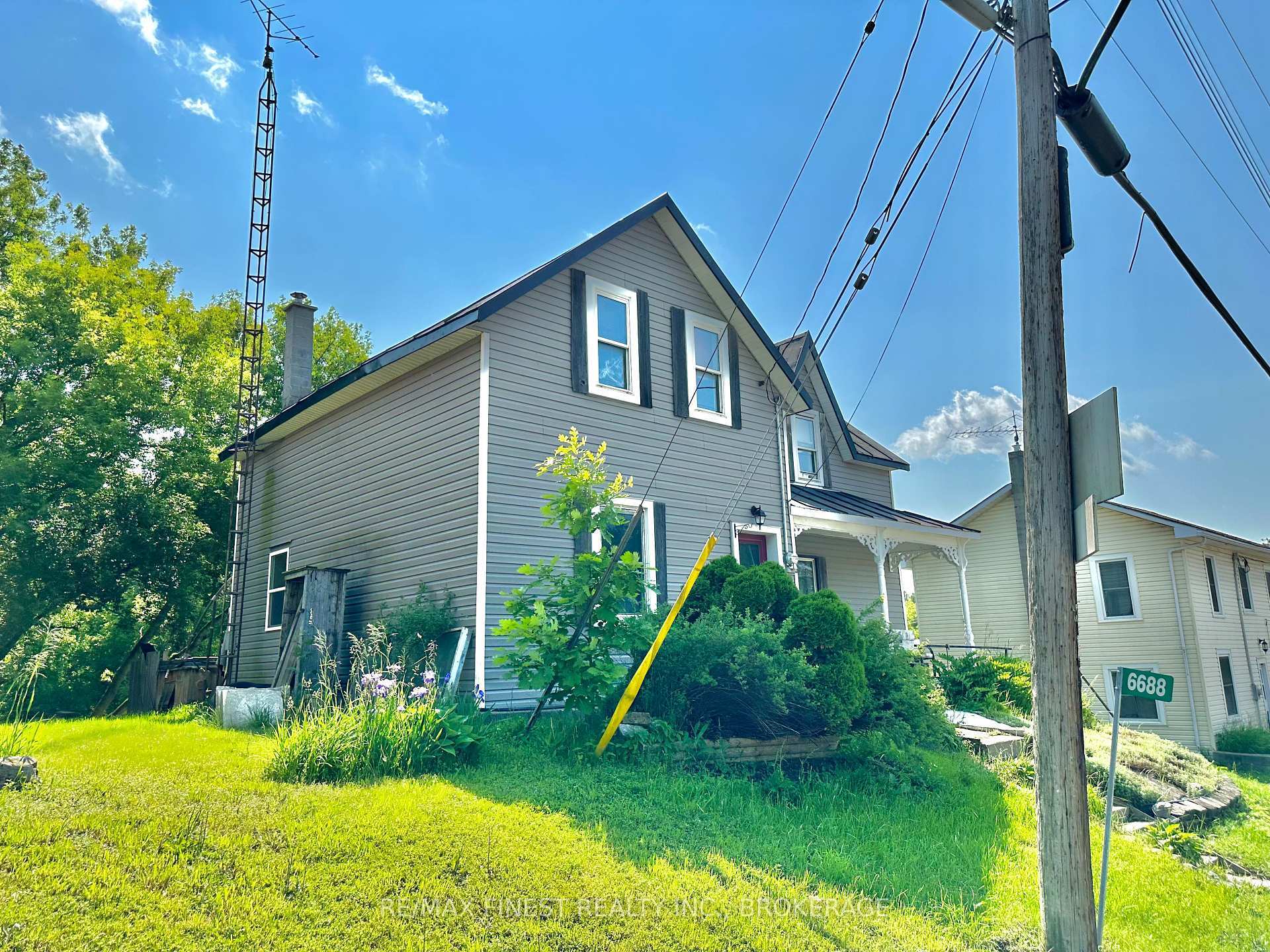 Property Photo: 6688 Wheeler Street ON K0K 3G0