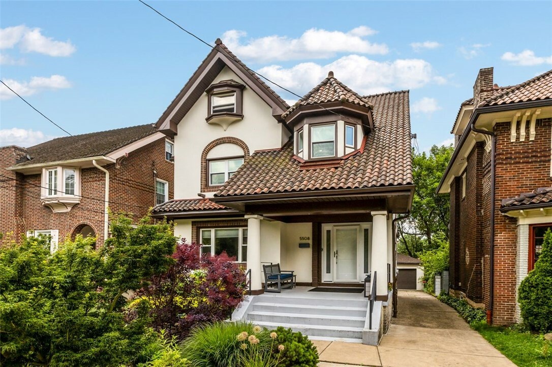 Property Photo: 5508 Darlington Road PA 15217