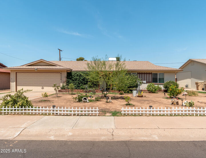 Property Photo: 8116 N 55th Drive AZ 85302