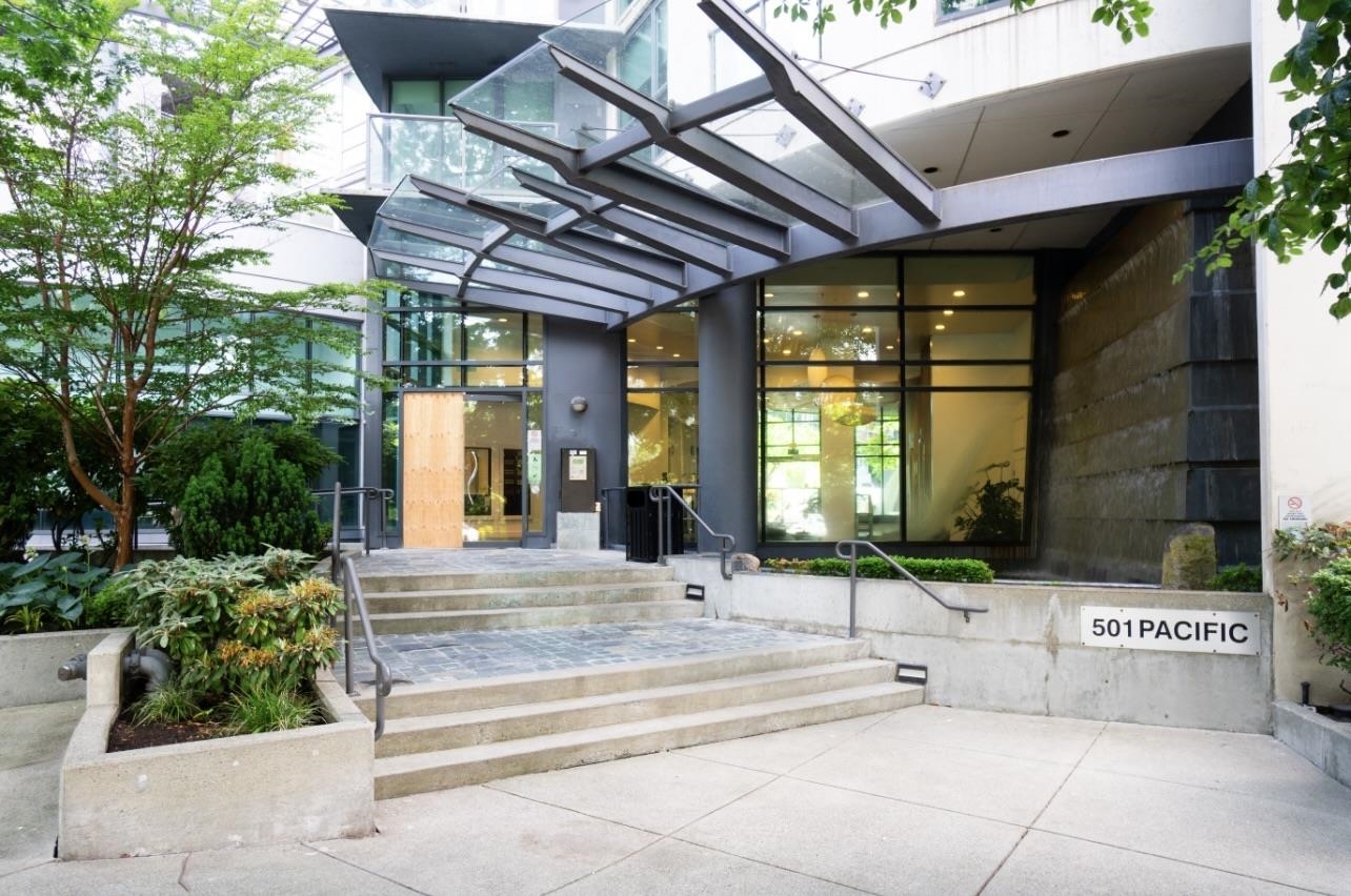 501 Pacific Street 1008  Vancouver BC V6Z 2X6 photo