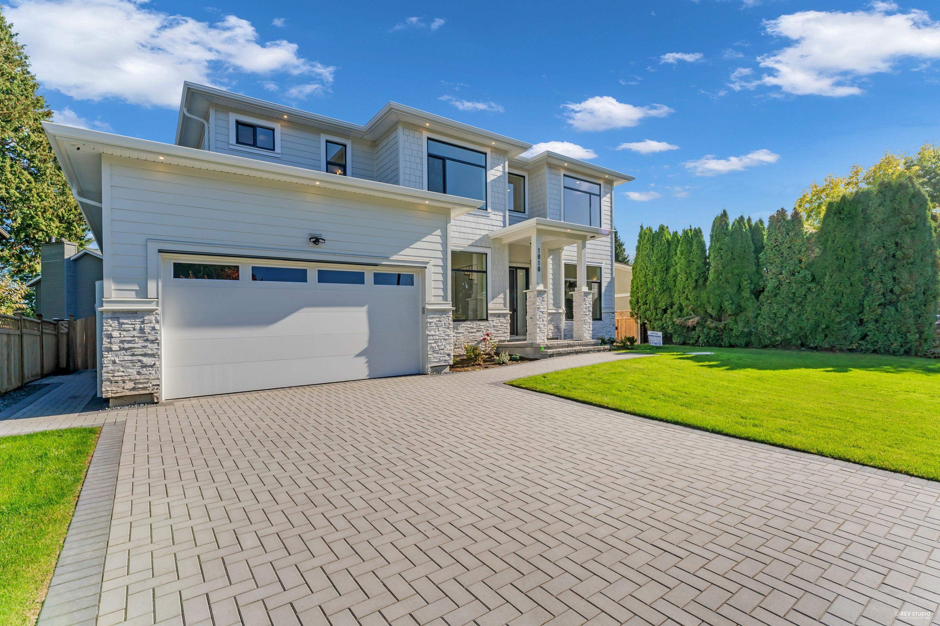 Property Photo: 1810 142 Street Street BC V4A 6G7