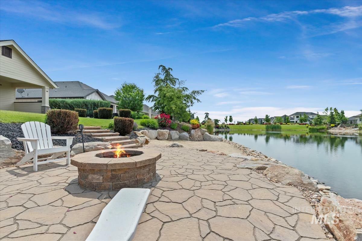 Property Photo: 1429 N Laconia Ave. ID 83616