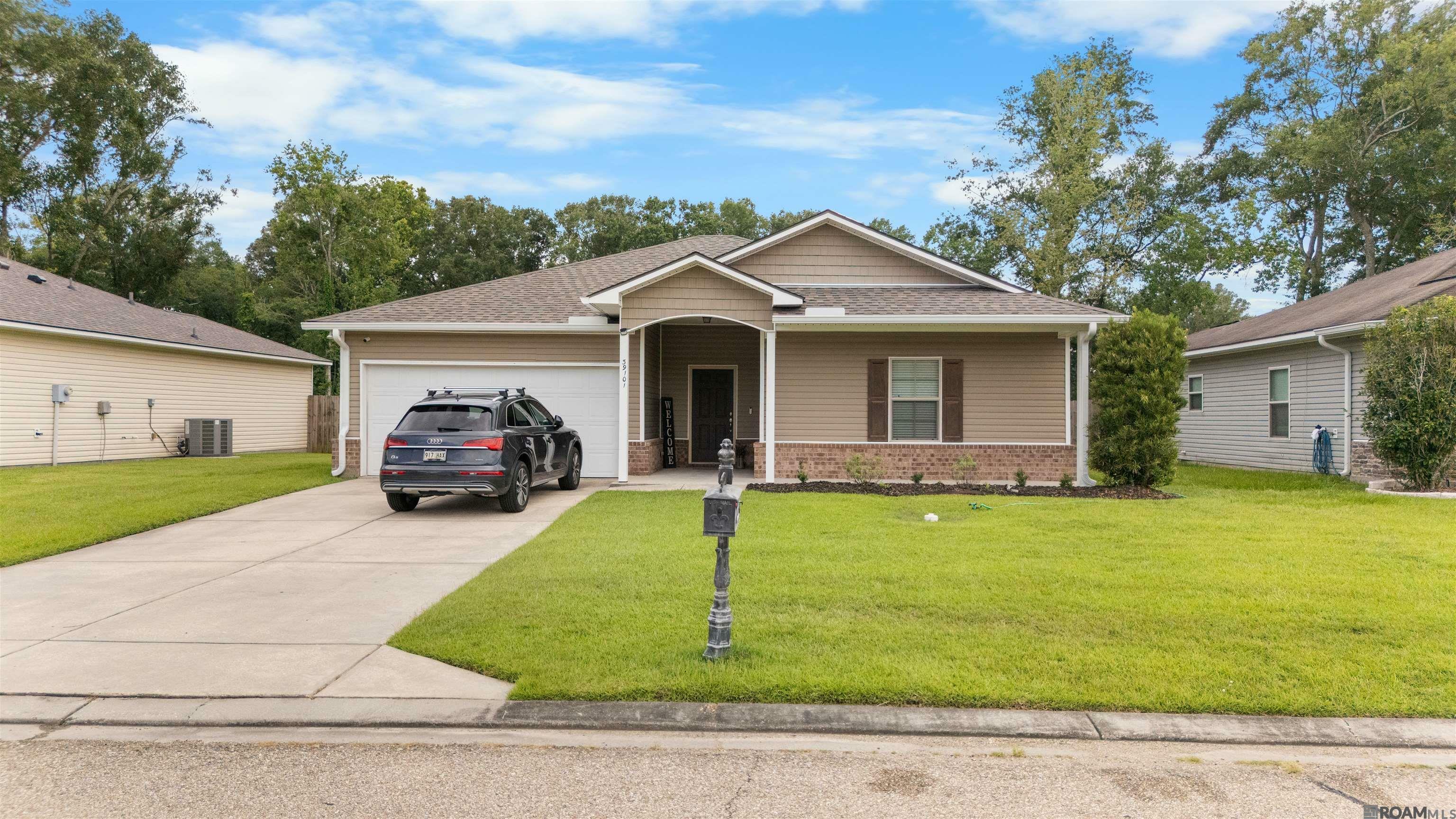 Property Photo:  39101 Prairie South Dr  LA 70737 