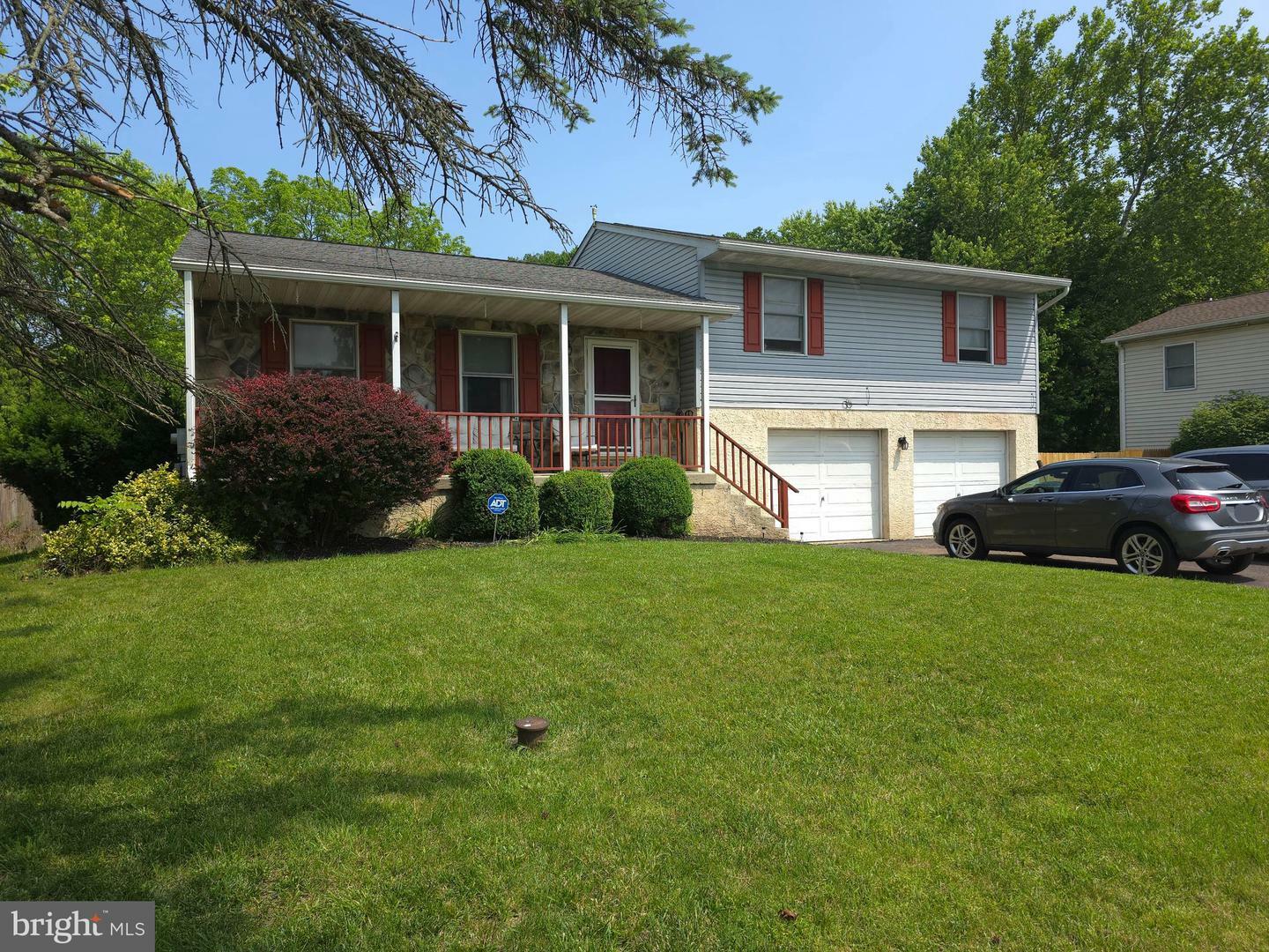 Property Photo:  100 Constitution Avenue  PA 19606 