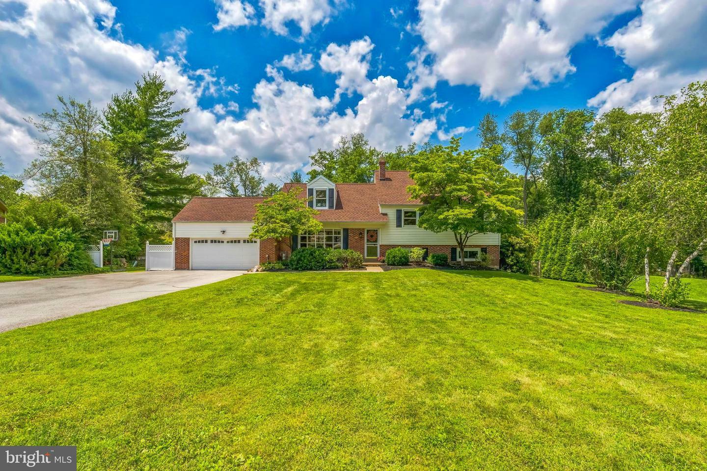 Property Photo: 76 S Forge Manor Drive PA 19460