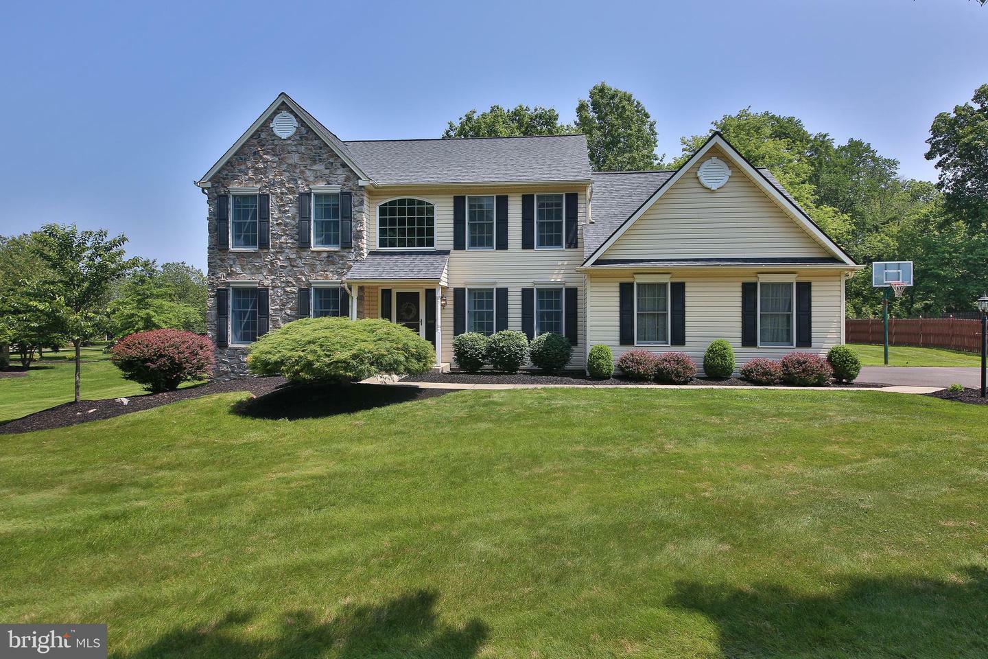 103 White Pine Drive  Lansdale PA 19446 photo