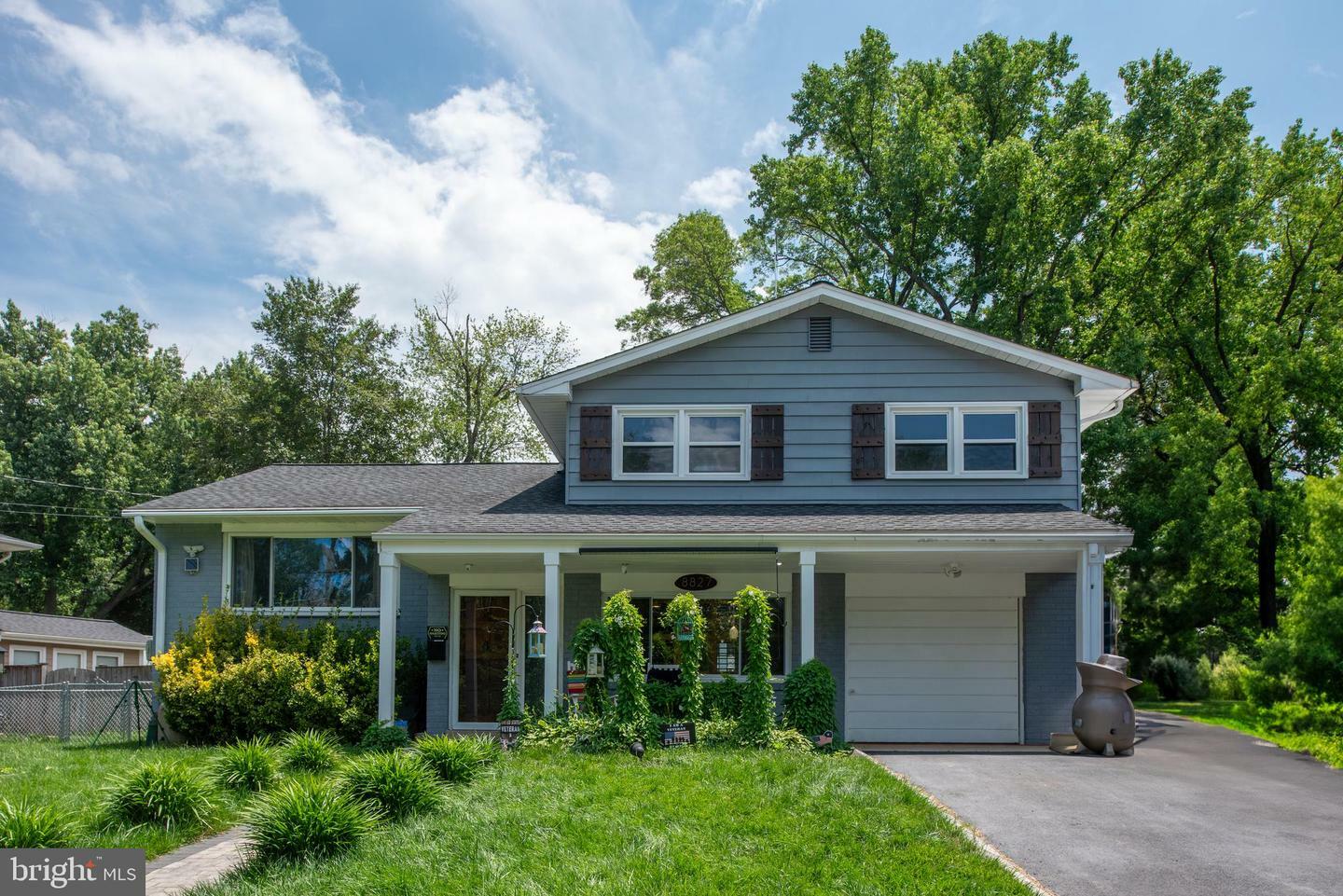 Property Photo: 8827 Camfield Drive VA 22308