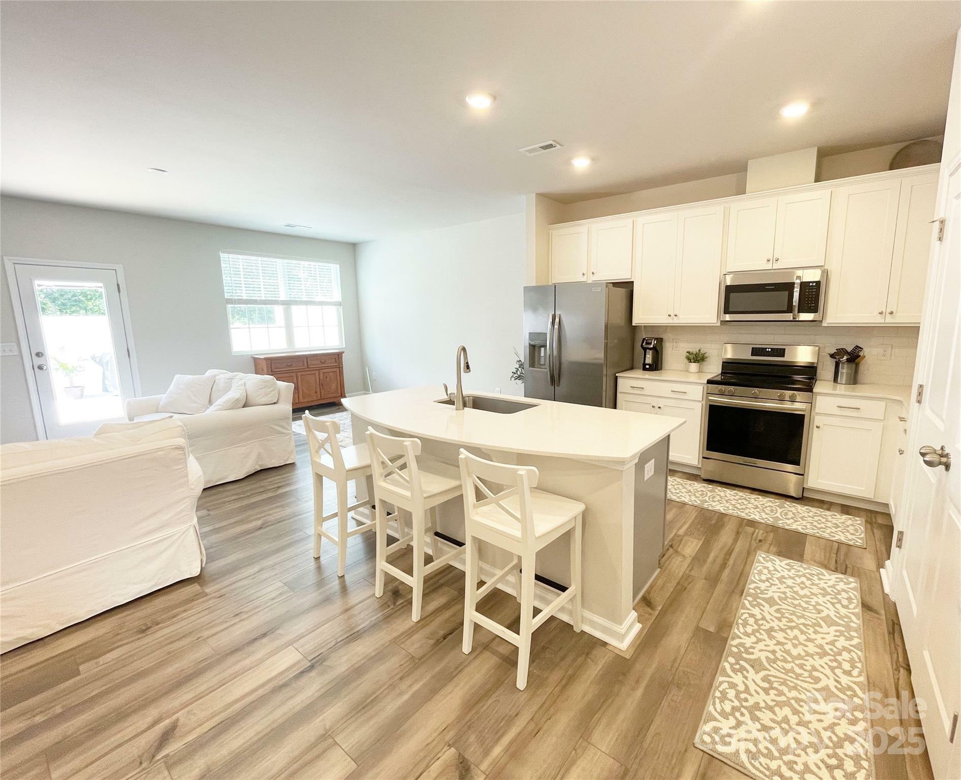 Property Photo: 8060 Scarlet Maple Lane SC 29708