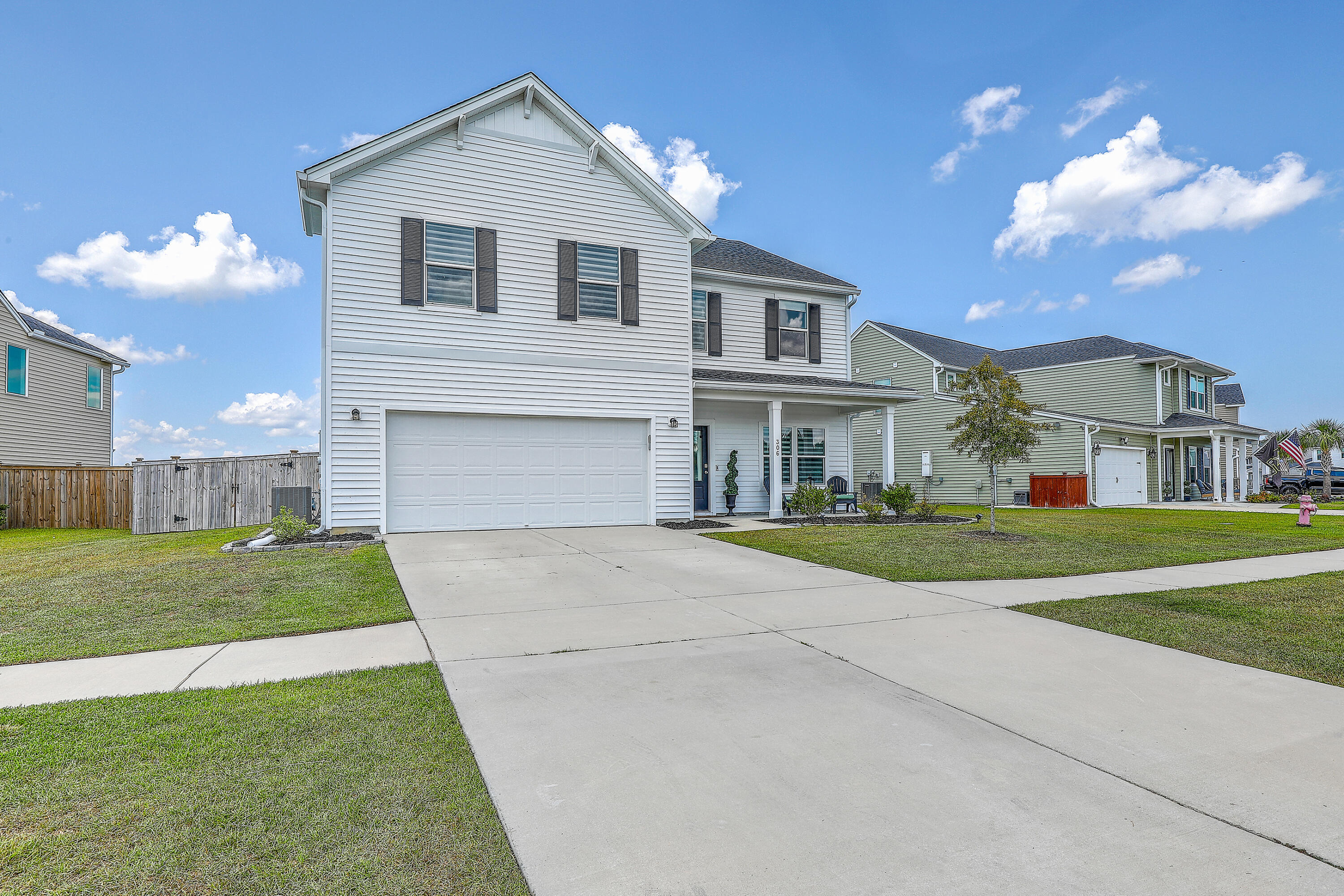 Property Photo: 306 Lucca Drive SC 29486