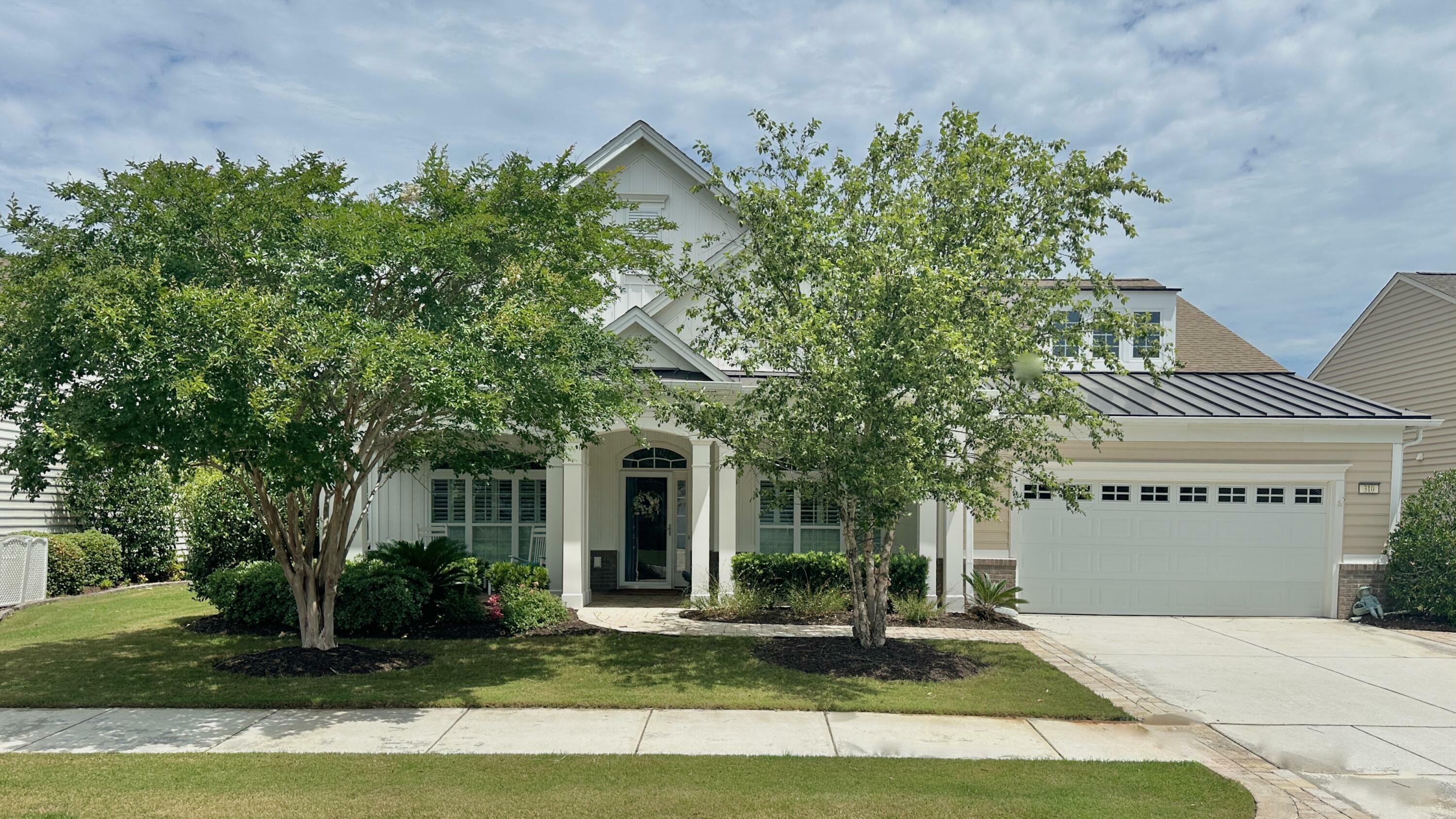 Property Photo: 310 Waterlily Way SC 29486